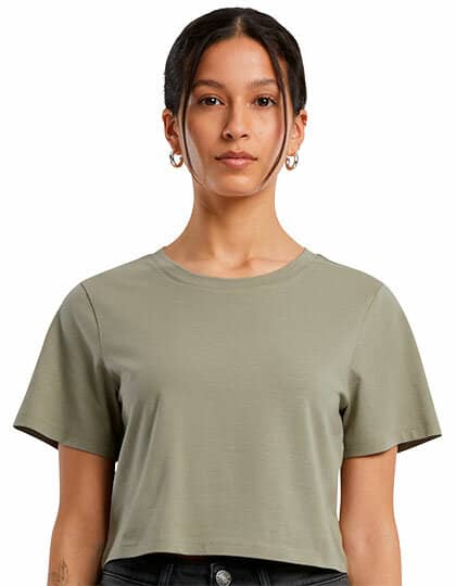 T-Shirts in Pale Olive: Ladies` Cropped Tee BY042 von Build Your Brand