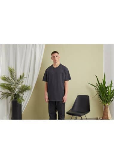 T-Shirts: Heavy Oversize Tee BY102 von Build Your Brand