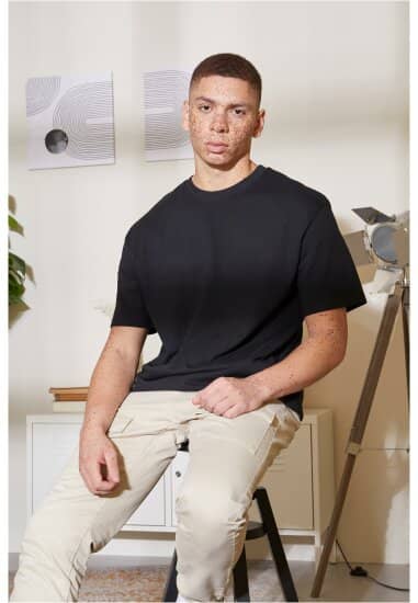 T-Shirts: Heavy Oversize Tee BY102 von Build Your Brand