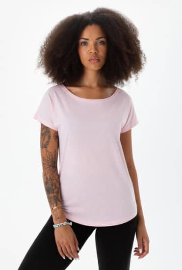 T-Shirts: Women`s Loose Fit T P91 von Mantis